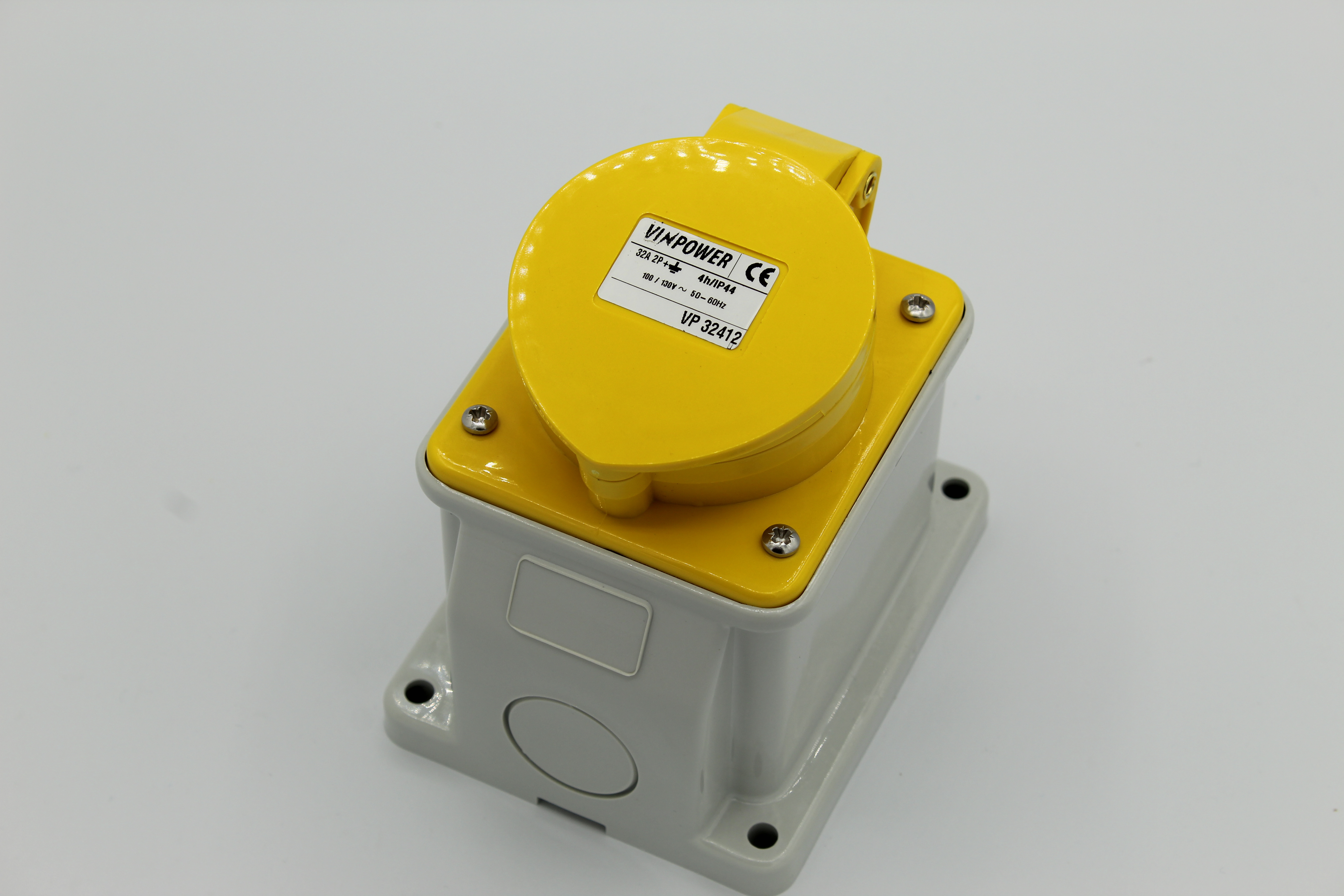 VP32412 - 32A 3P 110V