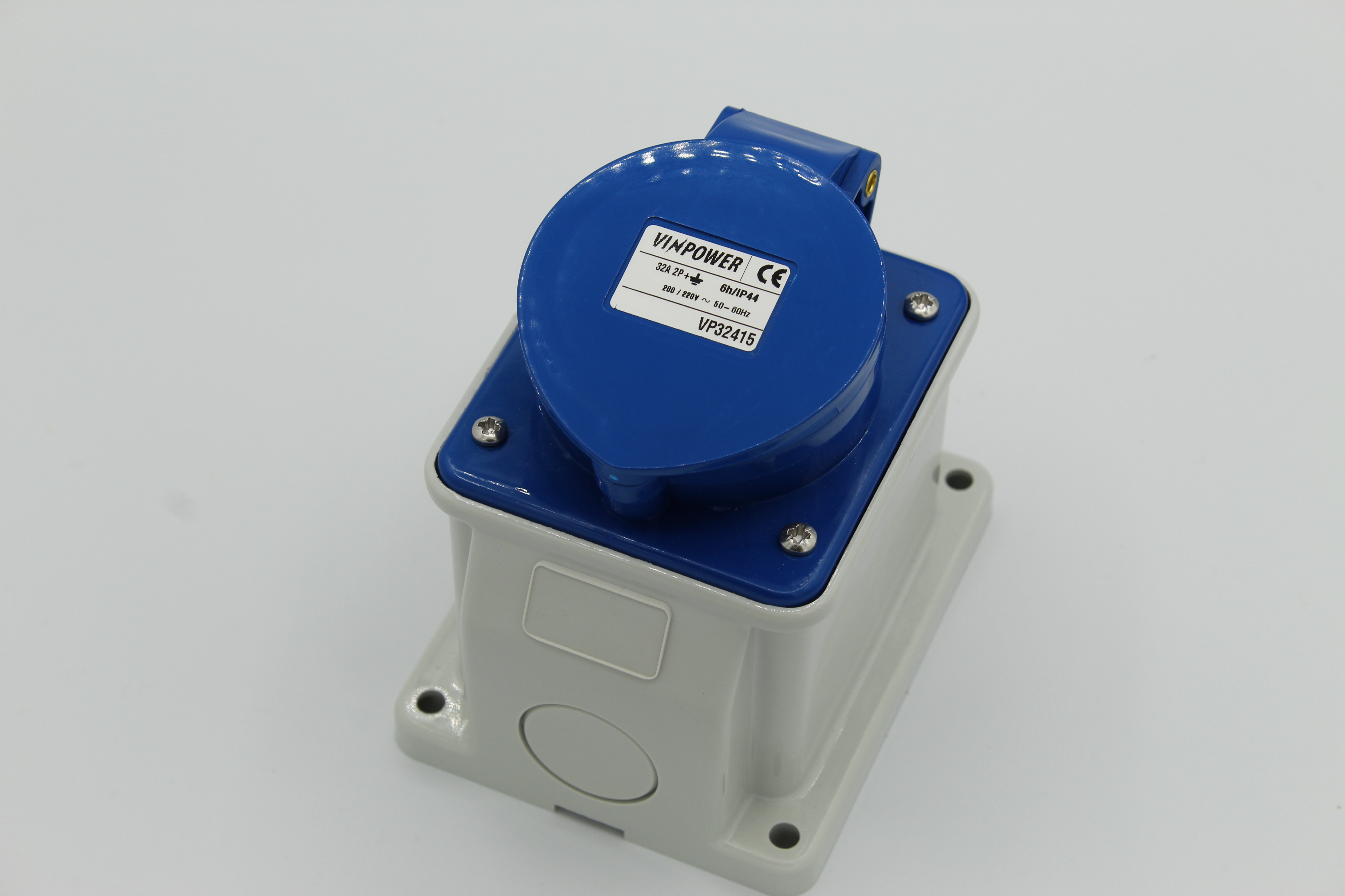 VP32415 - 32A 3P 220V